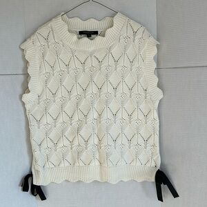 Marc New York women’s sweater vest, Size L